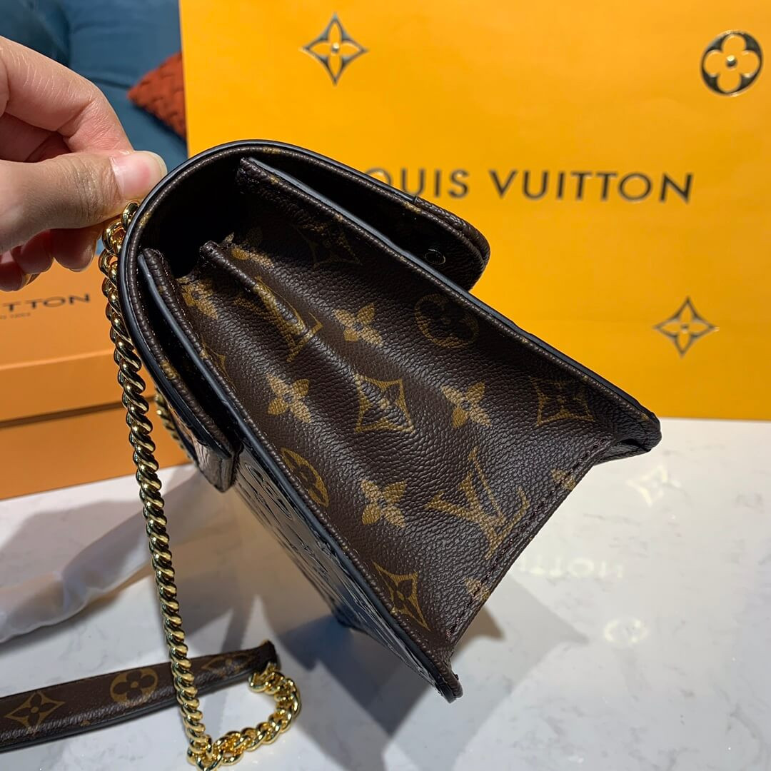 Louis Vuitton Monogram Vernis LV Wynwood M90445
