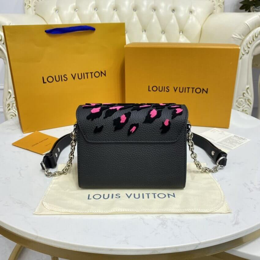 Louis Vuitton Twist PM M58569