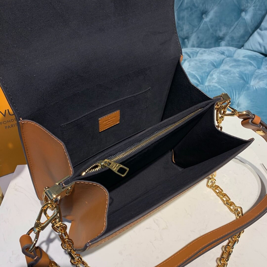 Louis Vuitton Dauphine MM M55071