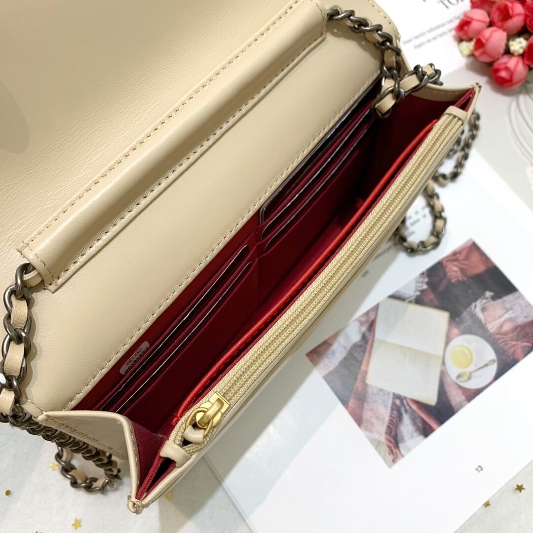 Chanel Chevron Crinkled Calfskin Gabrielle Wallet on Chain WOC Bag A86025