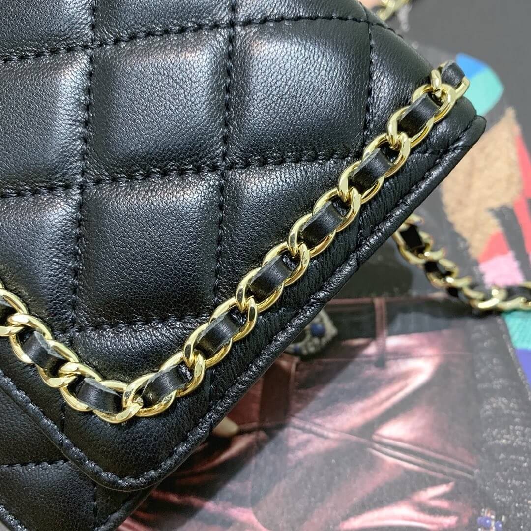 Chanel Lambskin Chain Bag 86058