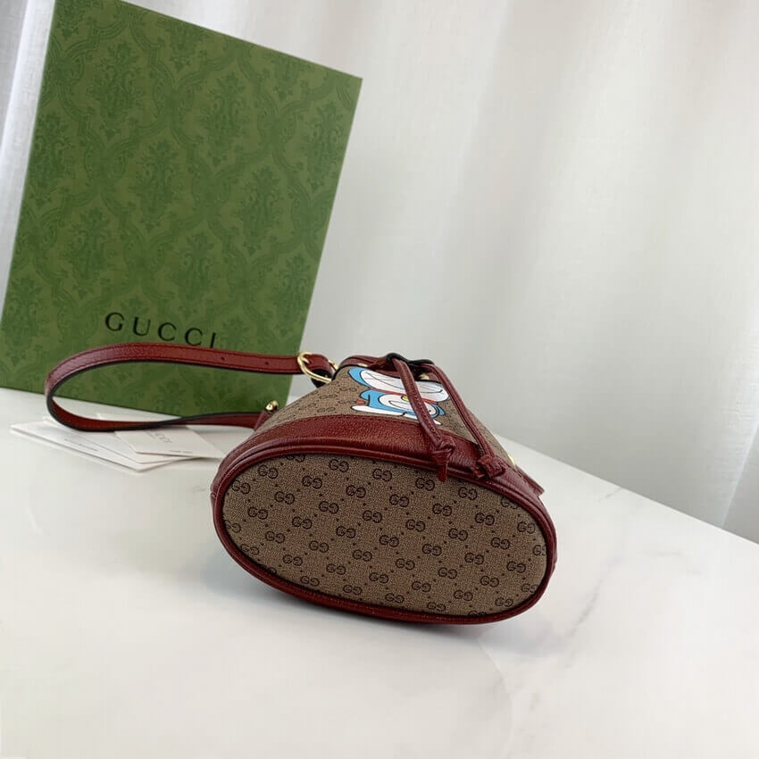 Doraemon x Gucci Mini Bucket Bag 647801