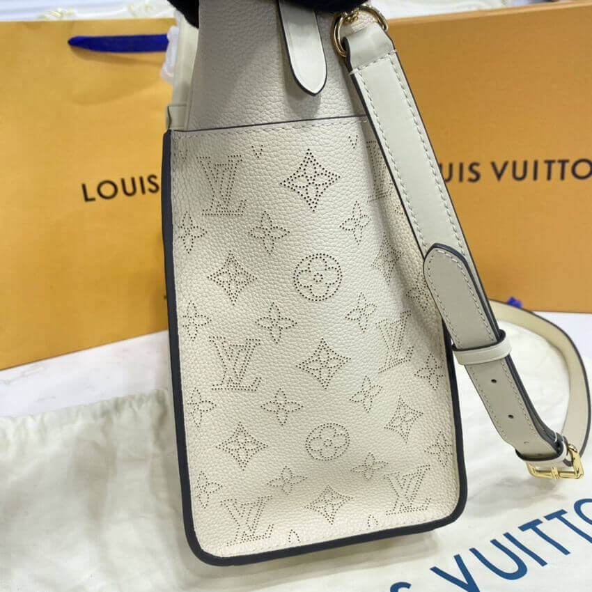 Louis Vuitton On My Side Bag M55802 Beige
