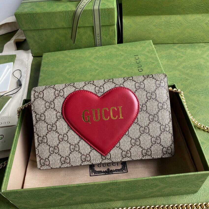 Gucci Valentine's Day Chain Card Case Wallet 648948