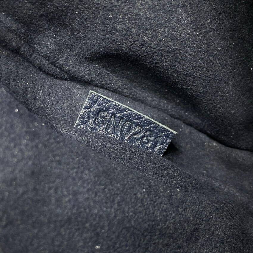 Louis Vuitton Mahina Perforated Calfskin Bella M59552