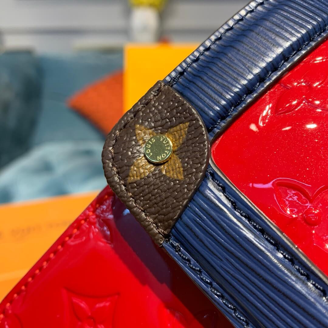 Louis Vuitton Monogram Vernis LV Wynwood M90445