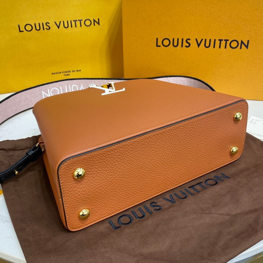 Louis Vuitton Capucines MM M59020 Gold/Noir