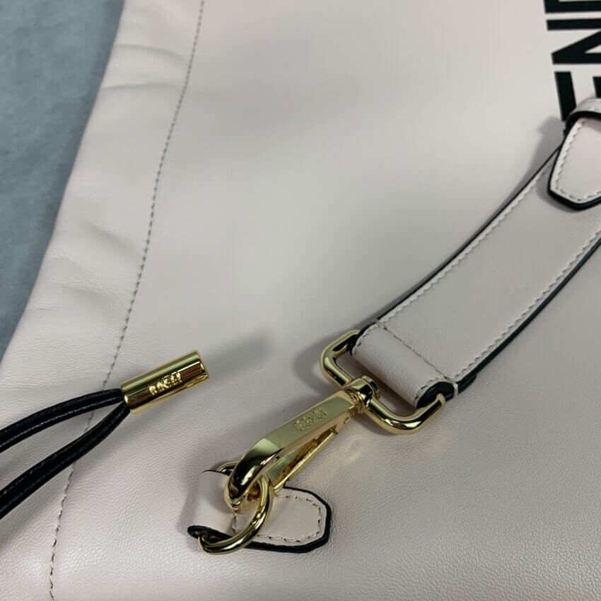 Fendi Pack Medium Pouch 88N336