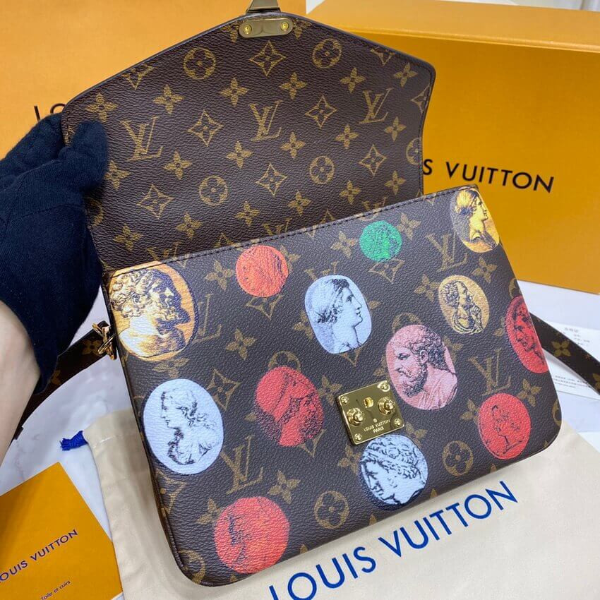 Louis Vuitton Monogram Cameo Printed Pochette Metis M59257