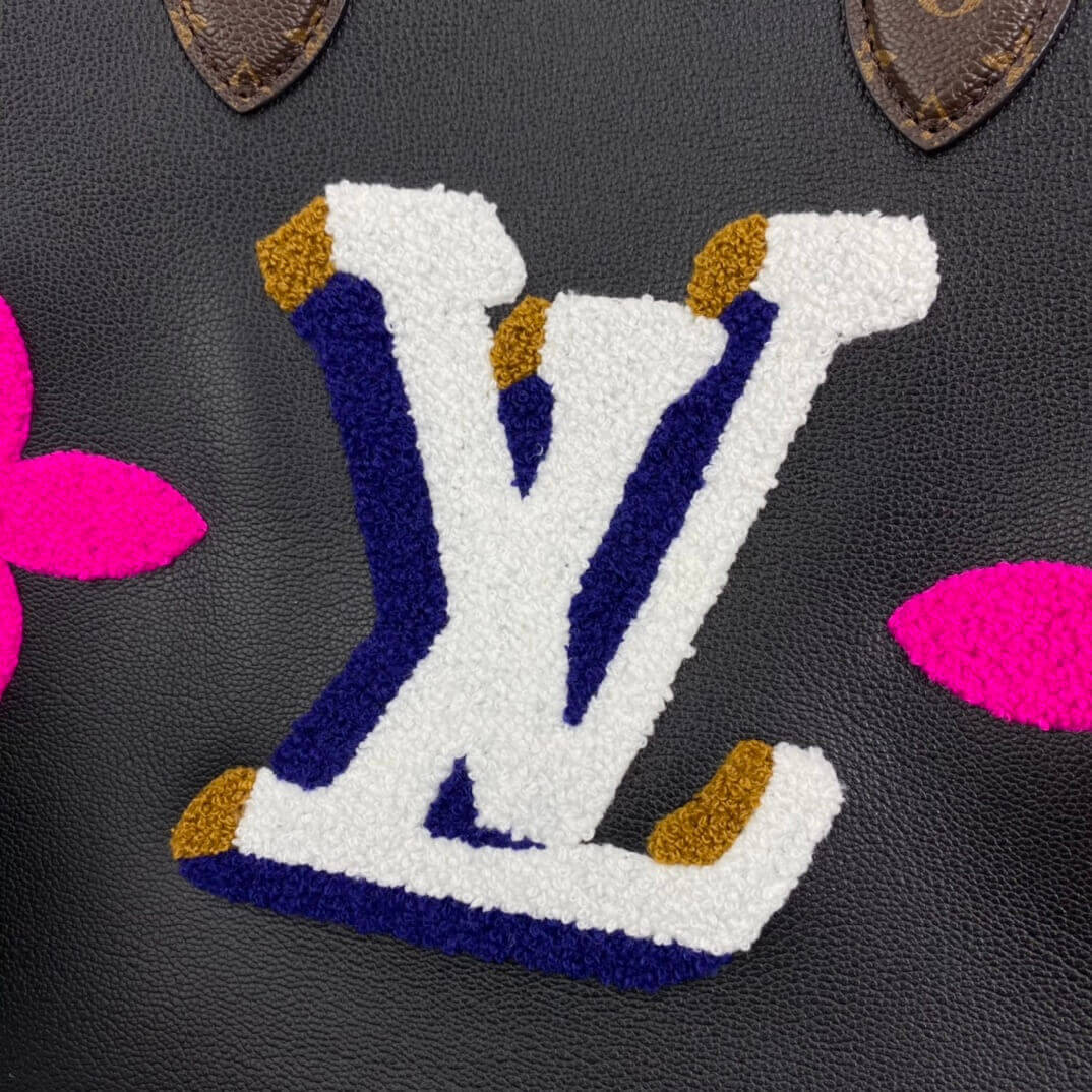 Louis Vuitton Onthego GM M56958 In Leather and Shearling