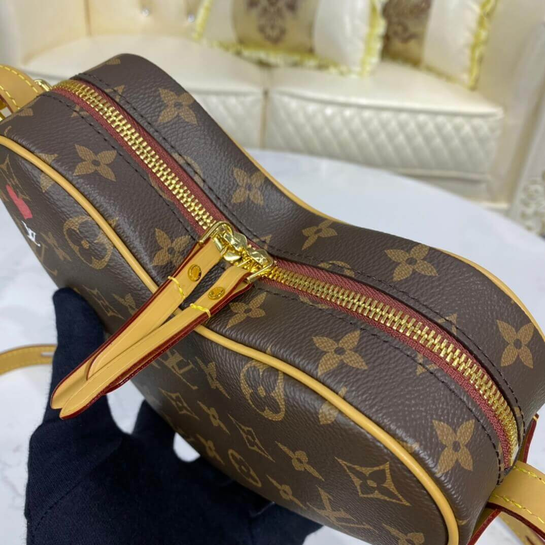 Louis Vuitton Game On Cœur M57456