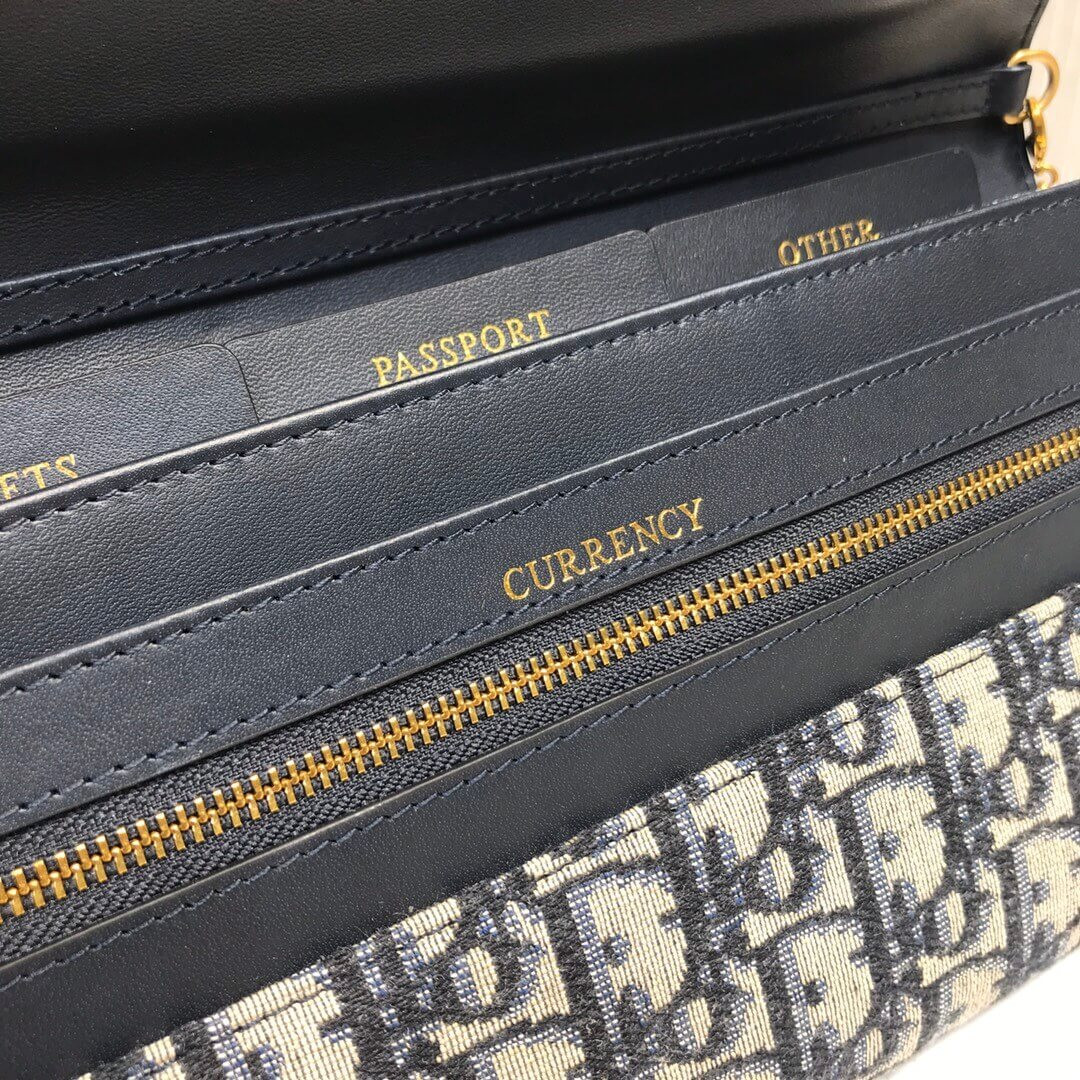 Christian Dior Oblique Clutch with Chain Bag S5401