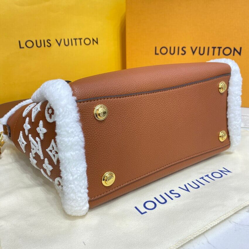Louis Vuitton On My Side PM M58918 Caramel
