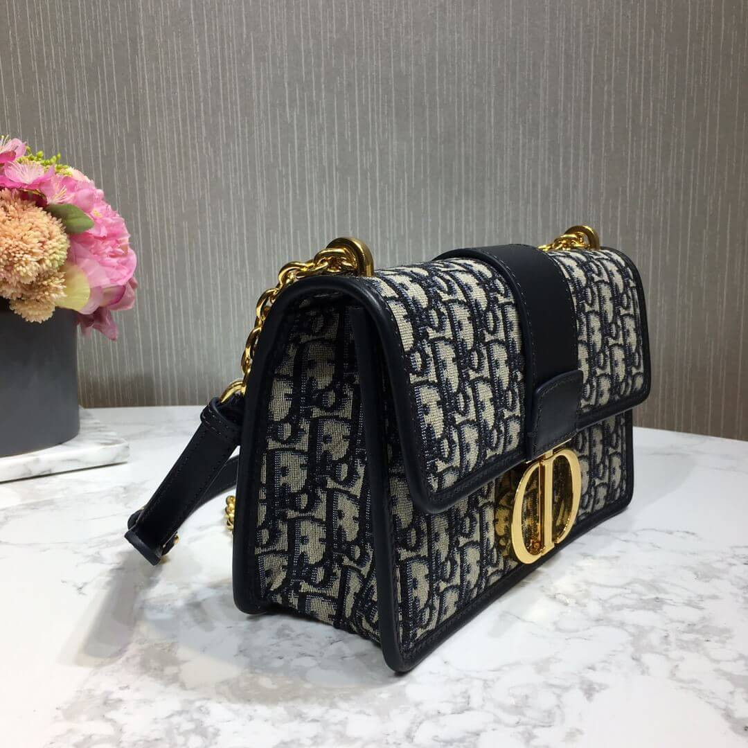 Christian Dior 30 Montaigne Flap Chain Bag M9208