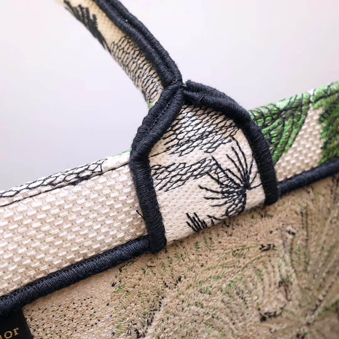 Christian Dior Book Tote Bag In Embroidered Canvas M1286