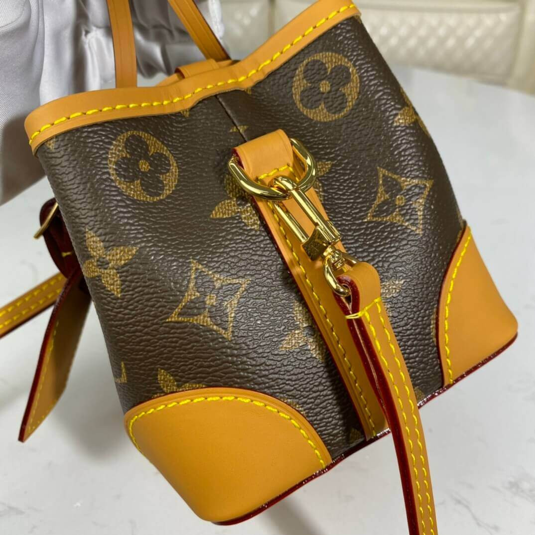 Louis Vuitton Noe Purse M57099