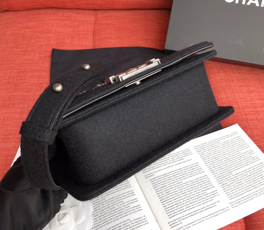 Chanel Small Boy Chanel Handbag A67085