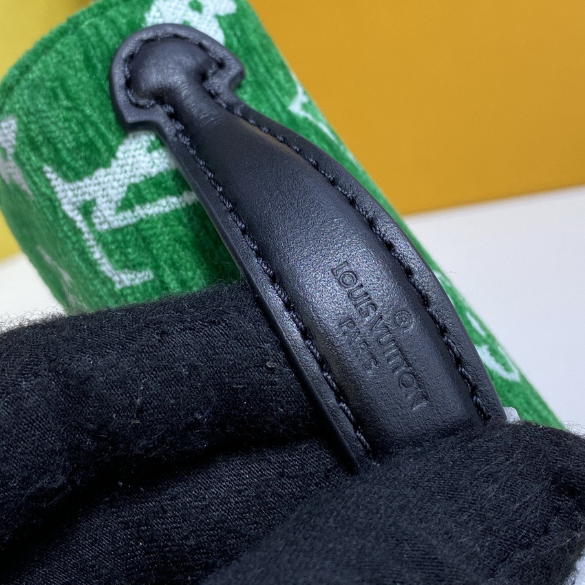 Louis Vuitton Monogram Jacquard Velvet Micro Metis M81494 Green