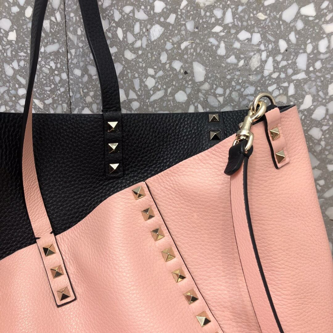 Valentino Garavani Medium Double Rockstud Reversible Tote Bag 0067J Pink/Black