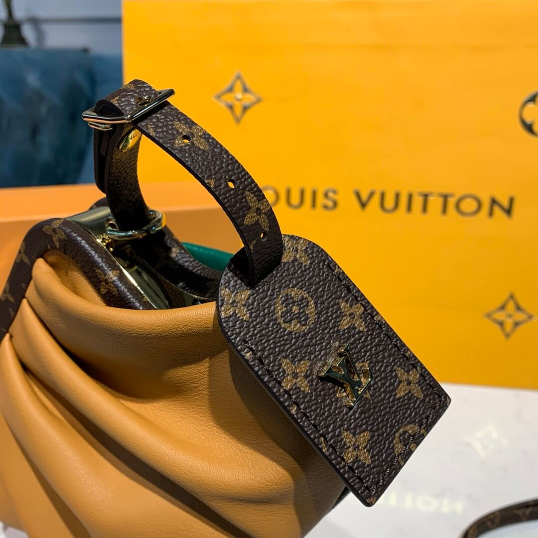 Louis Vuitton Boursicot Bag M67606