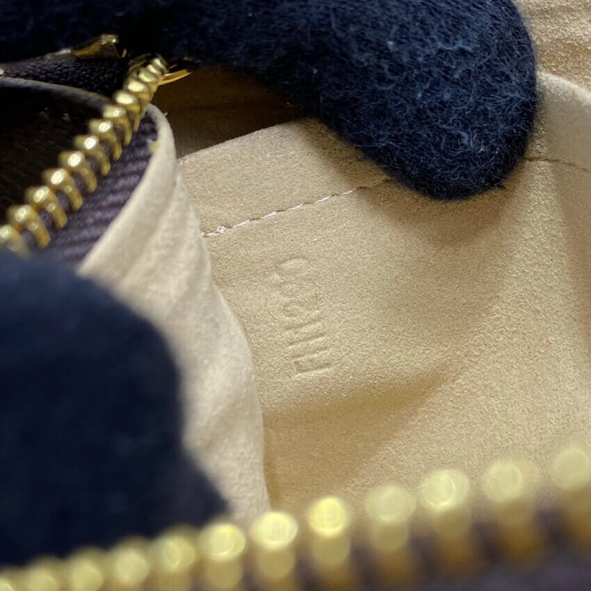 Louis Vuitton Monogram Pochette Milla MM M60094