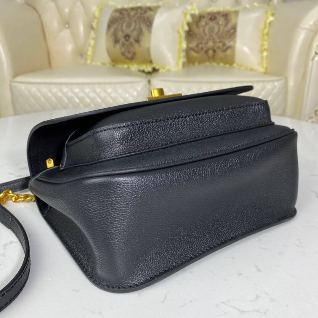 Louis Vuitton Lockme Chain PM M57073