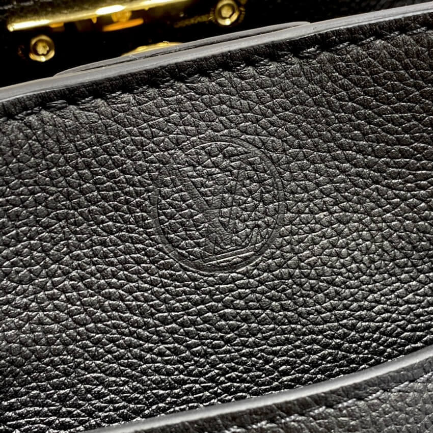 Louis Vuitton On My Side PM M57728