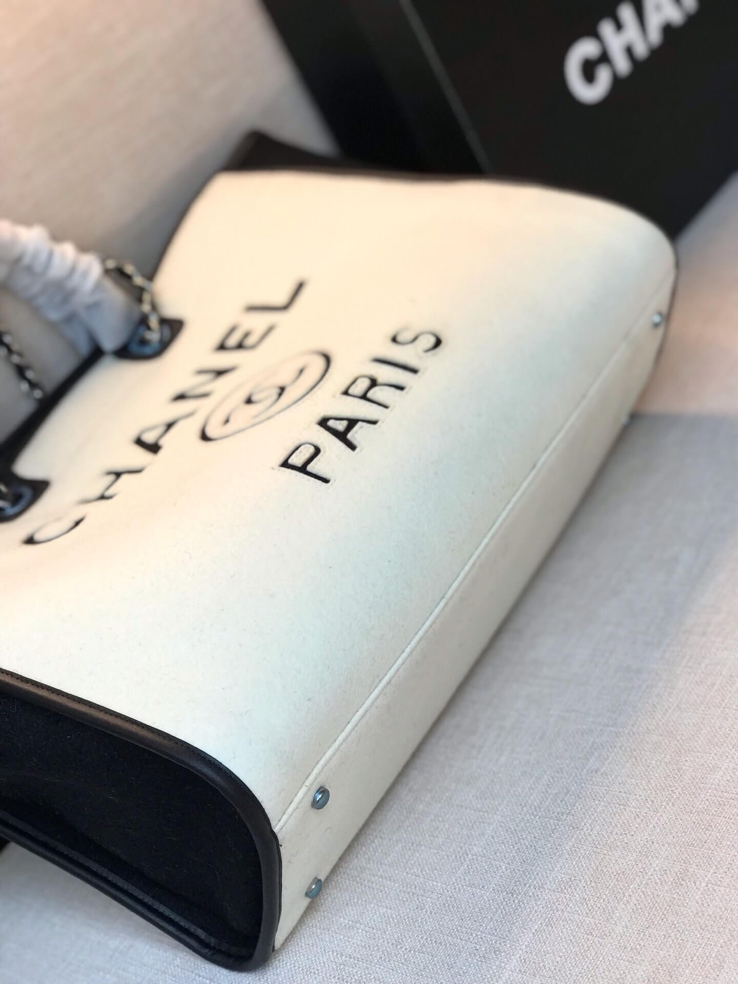 Chanel Large Shopping Bag A93786