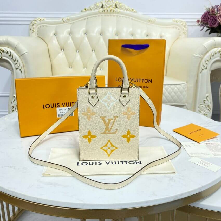 Louis Vuitton Petit Sac Plat M80449