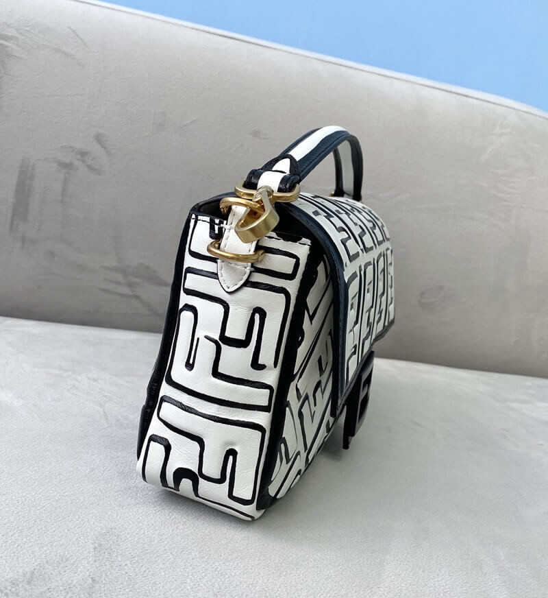 Fendi California Sky Baguette 8289