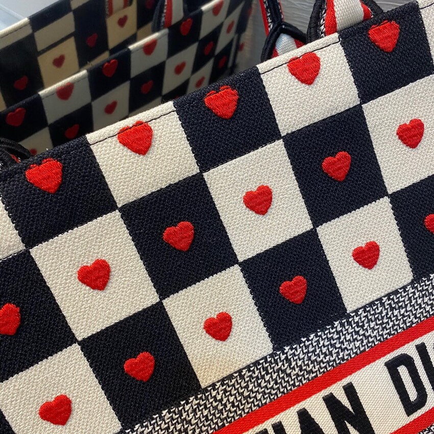 Christian Dior Dioramour Book Tote D-Chess Heart Embroidery M1286