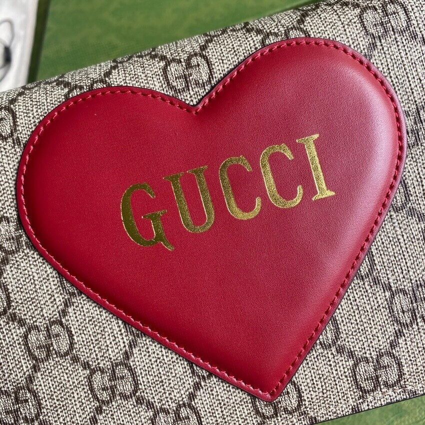 Gucci Valentine's Day Chain Card Case Wallet 648948