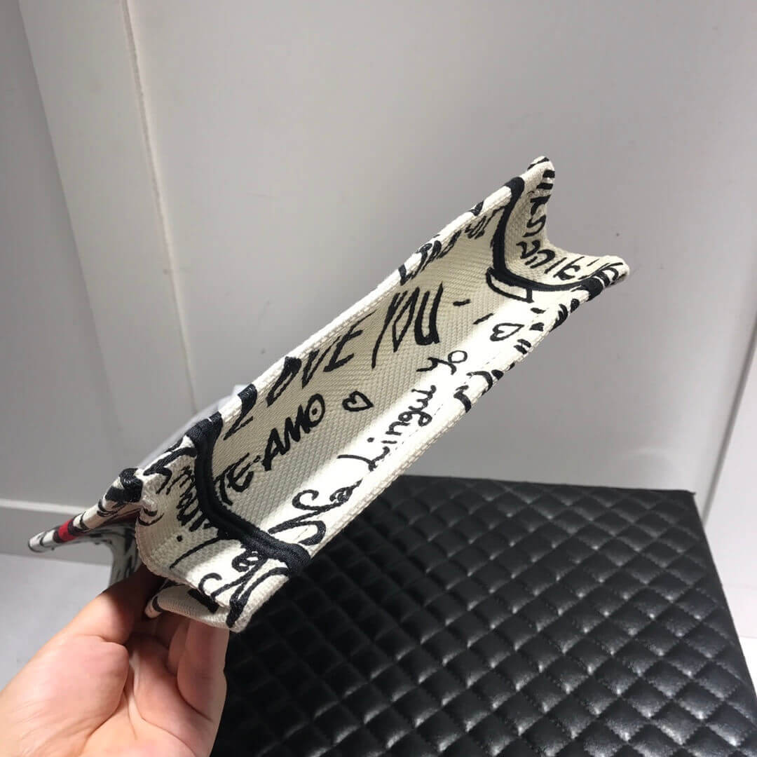 Dior Dioramour Vertical Book Tote Bag M1272