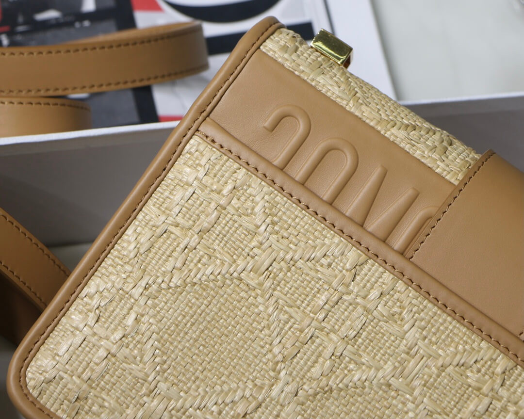 Christian Dior 30 Montaigne Bag Natural Cannage Raffia M9203