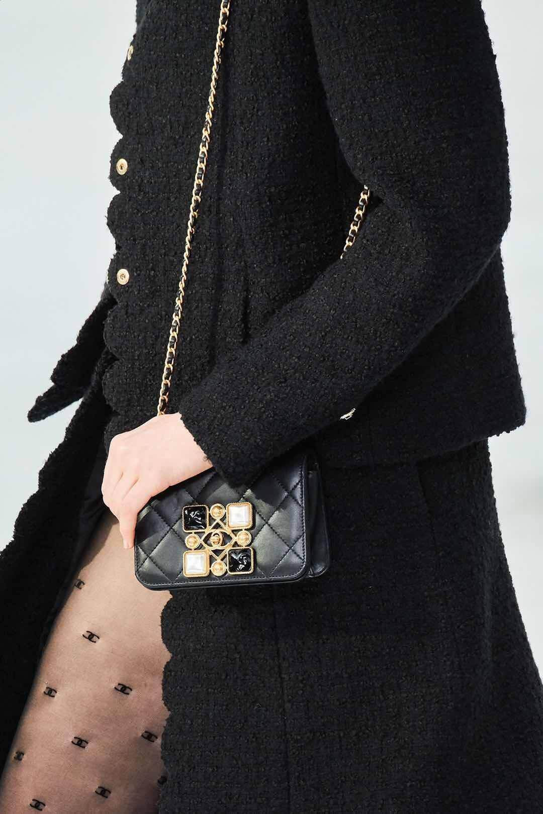 Chanel Mini Flap Evening Bag B01962
