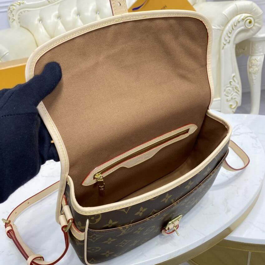 Louis Vuitton Monogram Sologne Shoulder Bag M42250