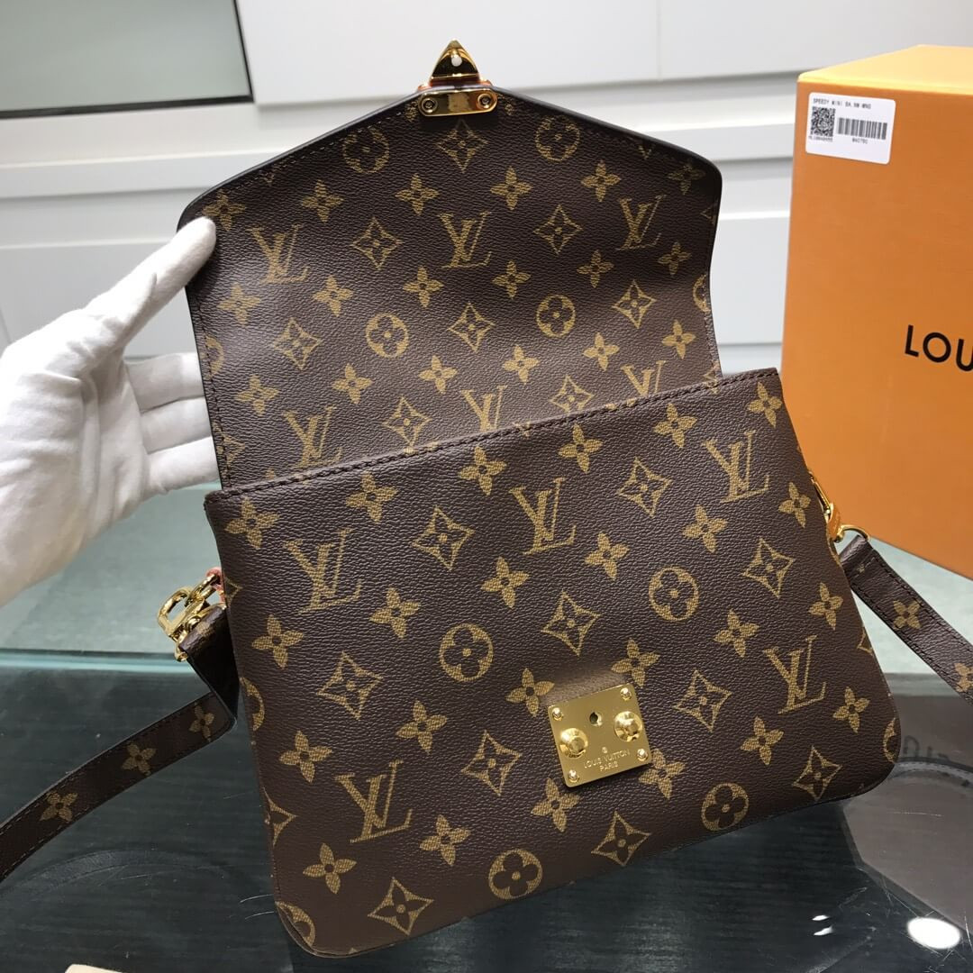 Louis Vuitton Monogram Canvas Pochette Metis M40780
