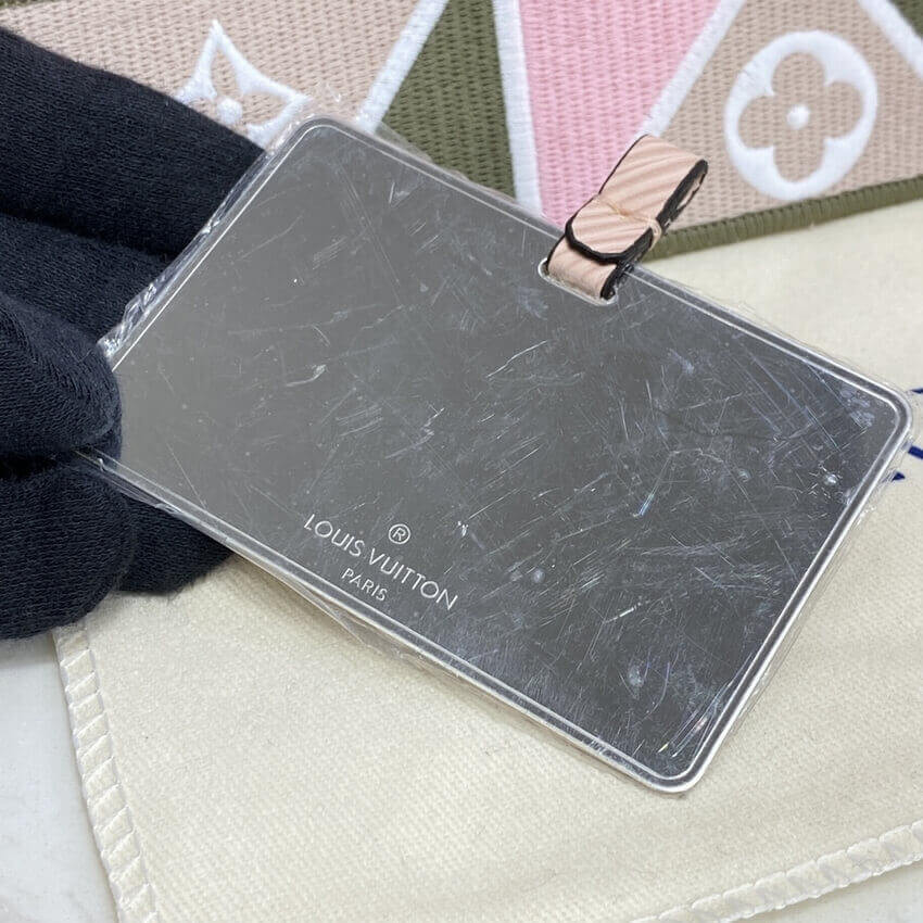 Louis Vuitton Epi Leather Twist MM M59028 Pink