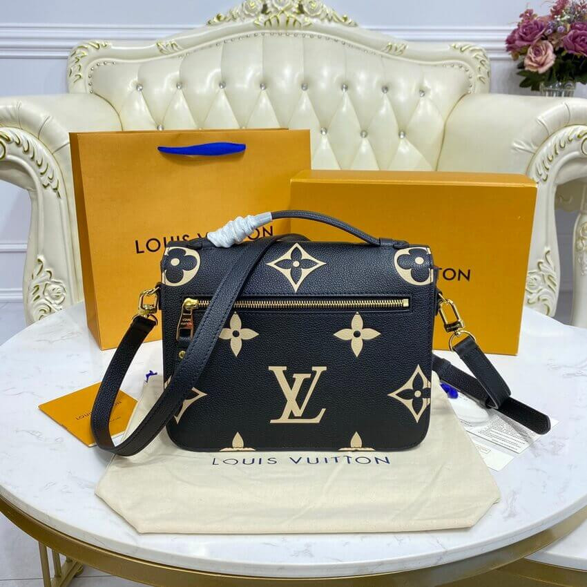 Louis Vuitton Pochette Metis M45773