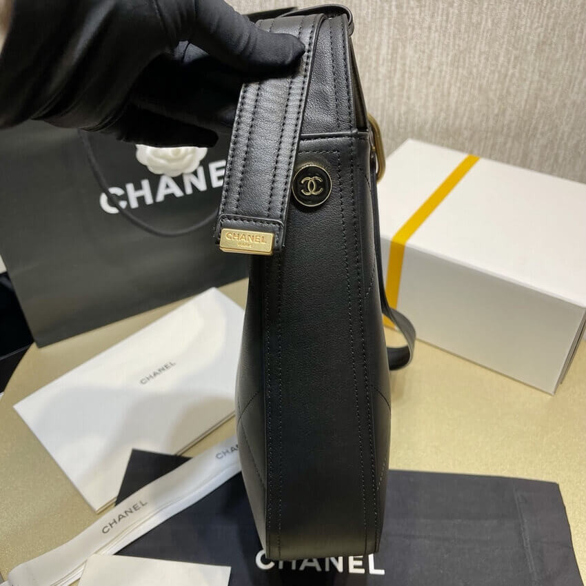 Chanel Hobo Handbag Calfskin Black AS2844