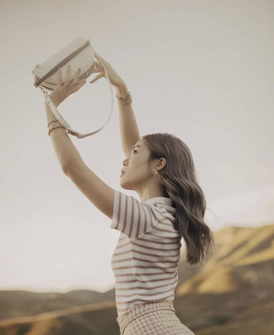 Christian Dior Small Vibe Hobo Bag M7200 White Cannage Lambskin