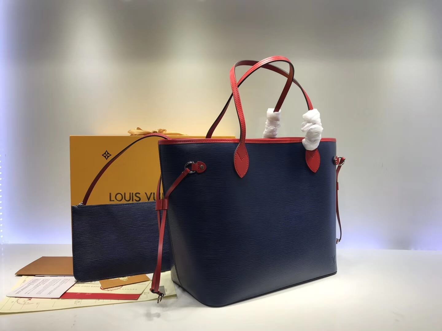 Louis Vuitton Epi Leather Neverfull MM M54270