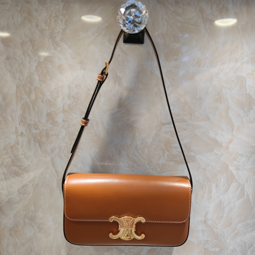 Celine Triomphe Shoulder Bag In Natural Calfskin 194143 Tan