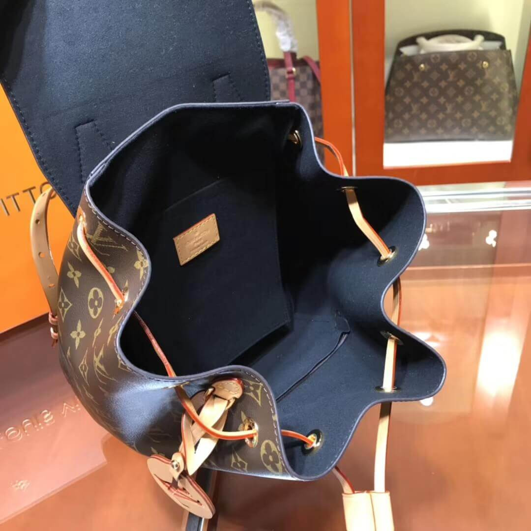 Louis Vuitton Monogram Canvas Sperone BB M45638