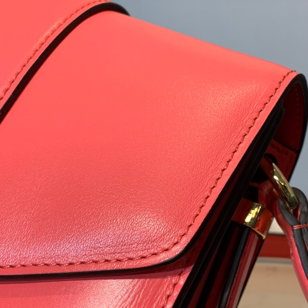 Louis Vuitton LV Pont 9 M55949