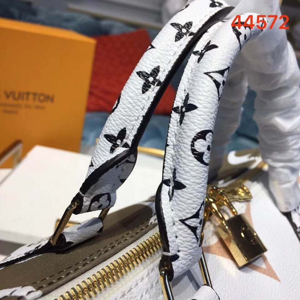 Louis Vuitton Monogram Speedy Bandouliere 30 M44572 M44573