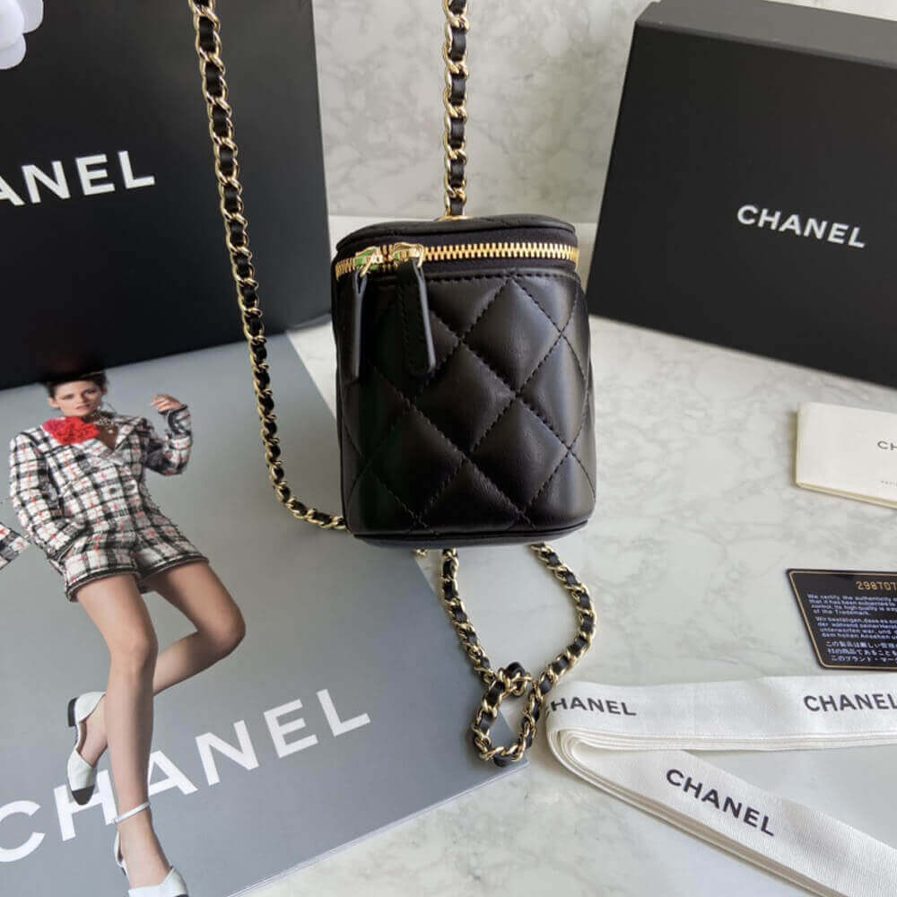 Chanel Mini Vanity Case With Chain AP1472