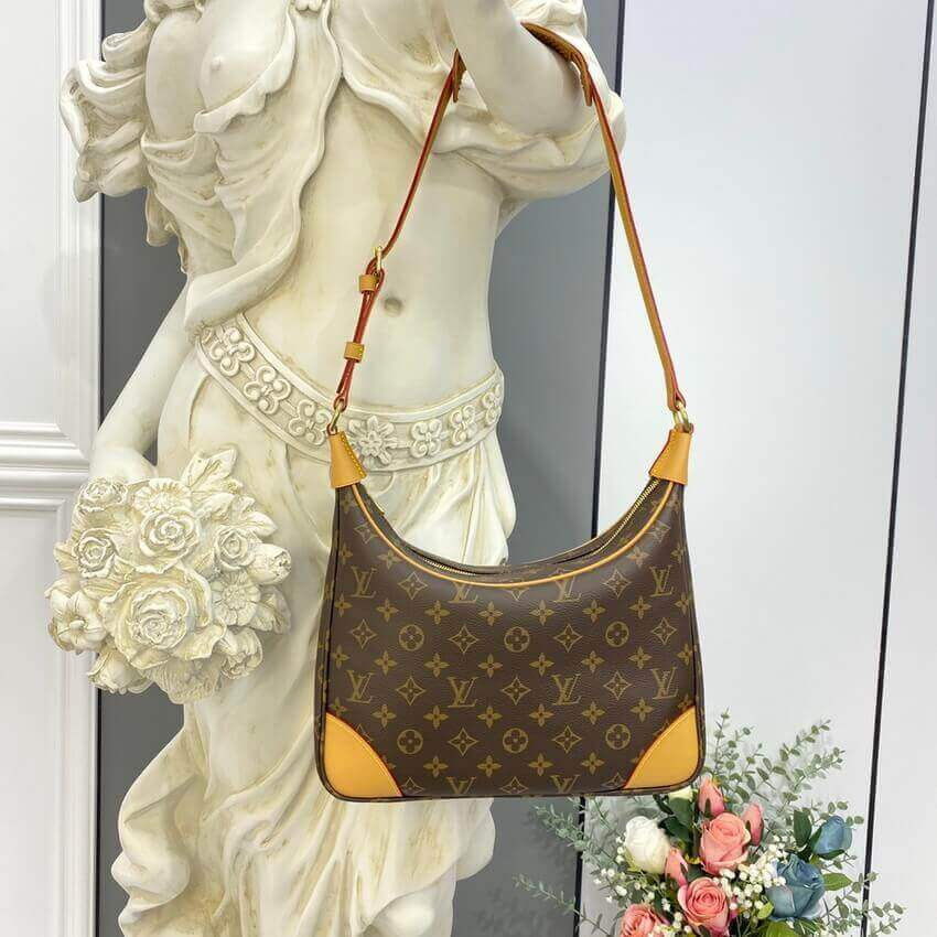 Louis Vuitton Monogram Boulogne 30 Shoulder Bag M51265