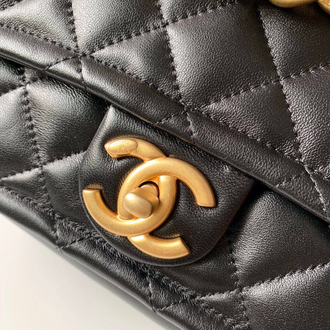 Chanel Flap Chain Bag AS0938