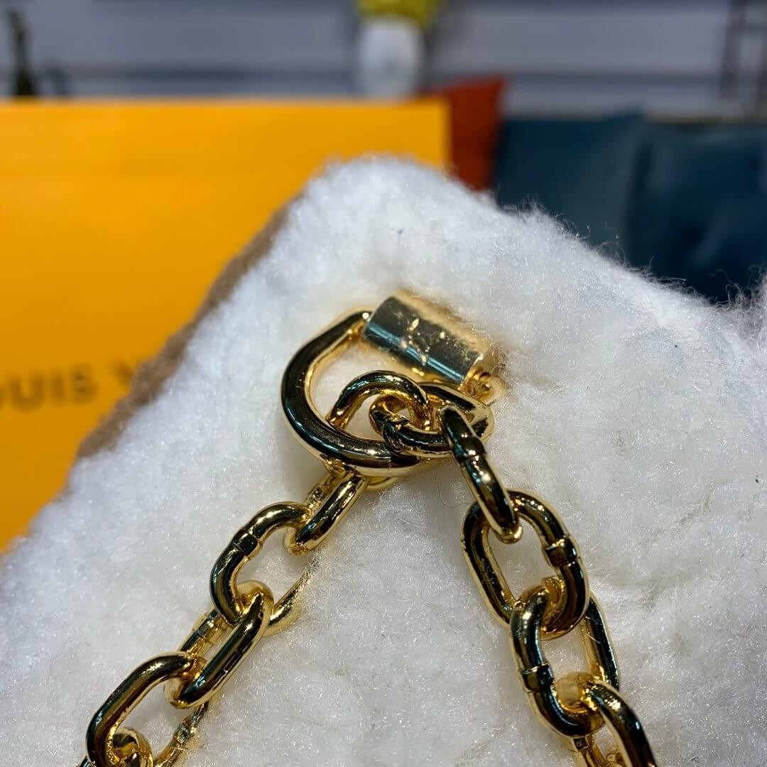 Louis Vuitton Twist MM M55450 In Leather and Shearling